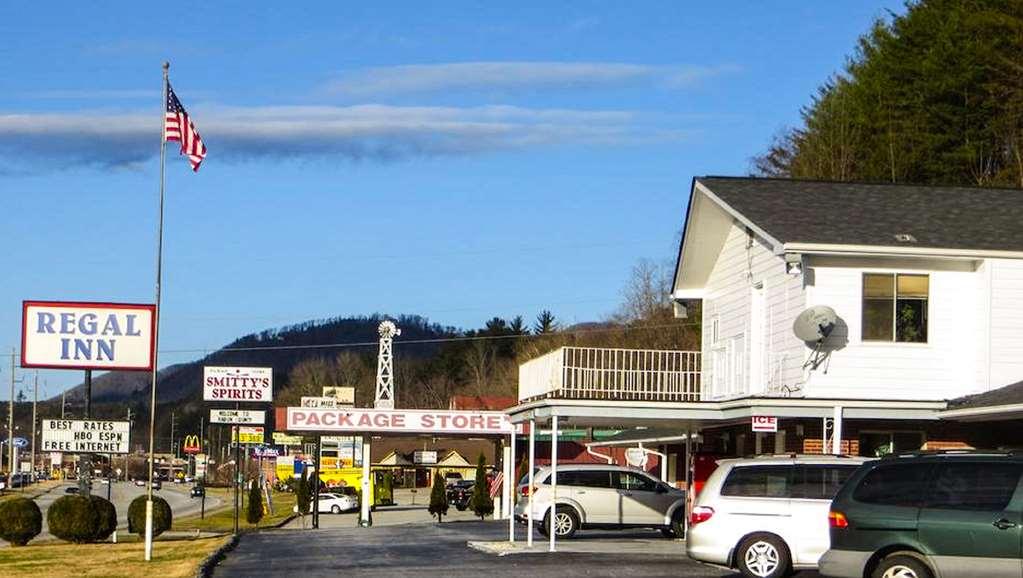 Regal Inn Clayton Extérieur photo