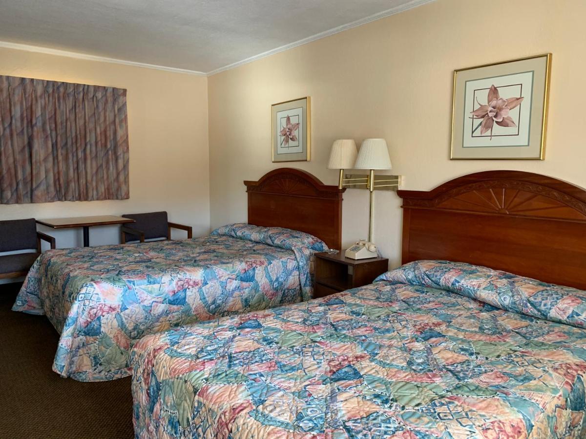 Regal Inn Clayton Extérieur photo