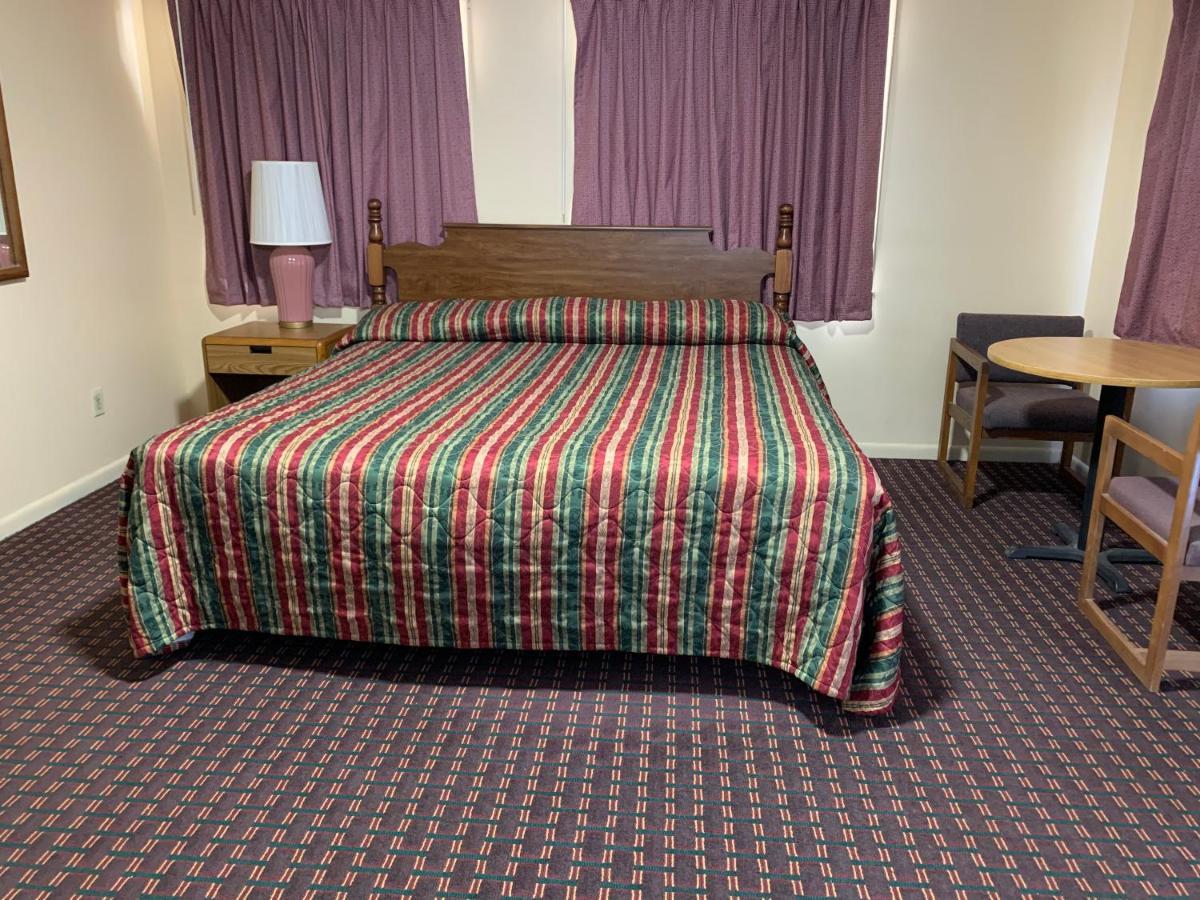 Regal Inn Clayton Extérieur photo