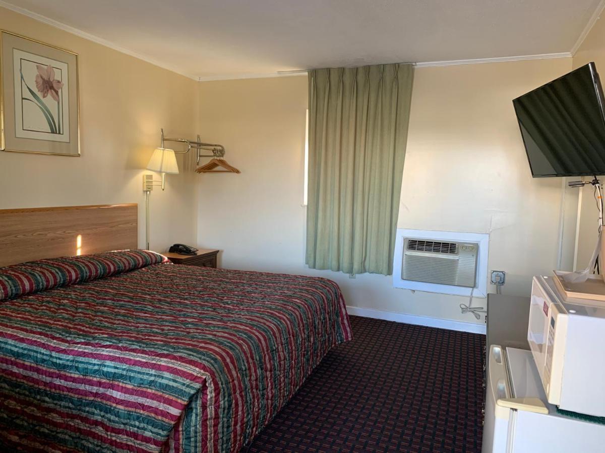 Regal Inn Clayton Extérieur photo